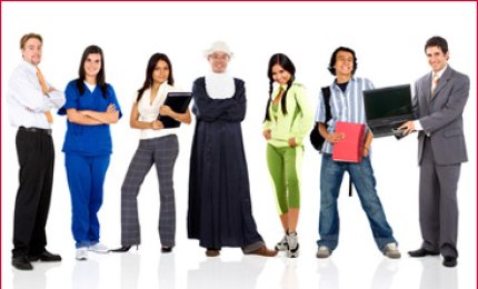 Vuoi lavorare in Germania? A Lecce le selezioni di aspiranti cuochi, meccatronici, web designer ed esperti di reti