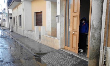 "Via Val d'Aosta viene invasa dai liquami e nessuno si preoccupa di igienizzare la zona"