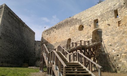 Il Rotary di Galatina e Maglie dona un defibrillatore ad Otranto