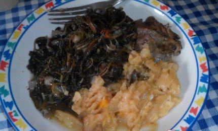 Purè di fave con cicorie