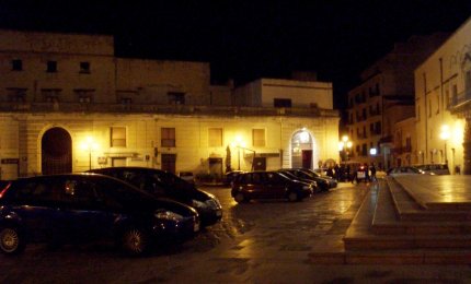 "Dove andiamo per il picnic?" Sul sagrato della Chiesa Madre a Galatina