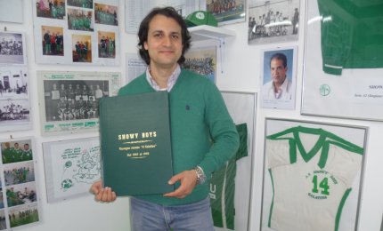 La Showy-Boys si racconta in un volume