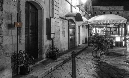 La Chiesetta di San Paolo liberata dai cassonetti