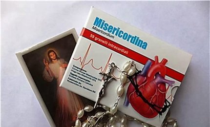 Scoperti a Roma centinaia di b&amp;b abusivi, sequestrati 700000 ricordini con le immagini di Giovanni XXIII e Giovanni Paolo II