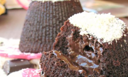 Flan al cioccolato con il cuore morbido (senza zucchero, senza latte, senza uova)