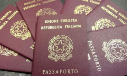 Nuove norme per consentire il viaggio all'estero di minori italiani