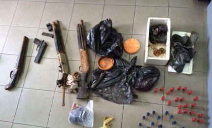 Arrestato soglianese trovato in possesso di numerose armi