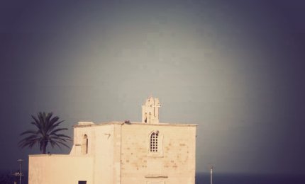 "La violenza si vince con la pace"