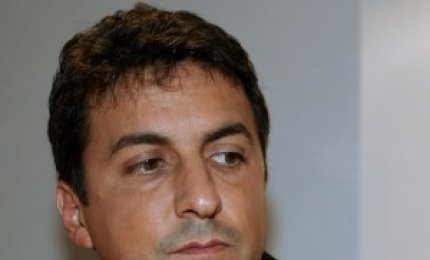Il sottosegretario Reggi in visita all'Edificio Scolastico