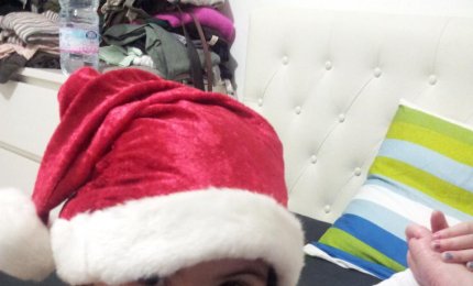 "Sotto l'albero la gioia di mangiare, correre e giocare. Senza vincoli"