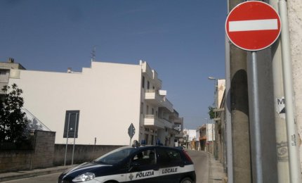 Via Val d'Aosta ora è a senso unico in uscita da Galatina