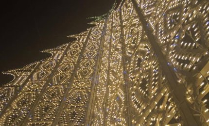 14.133 led per un albero di 21 metri