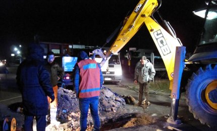 Sprofonda l'asfalto sulla via per Lecce, traffico rallentato