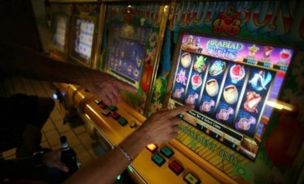 Gioco d'azzardo in calo fra gli adolescenti