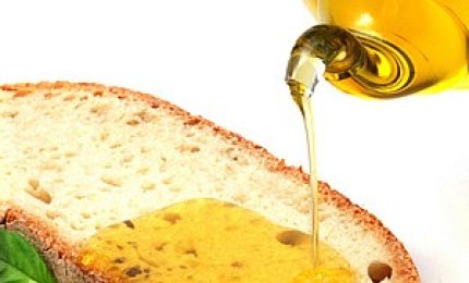 Pane e olio d'oliva, un ritorno al passato per vivere meglio