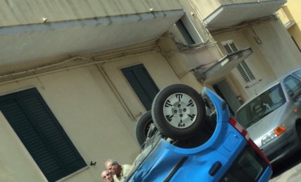 Spettacolare incidente in via Caserta