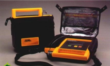Negli stabilimenti balneari obbligatorio anche un defibrillatore