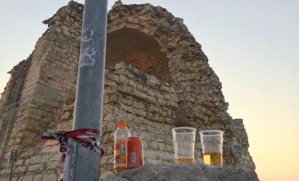 &quot;Teniamo pulito il Salento&quot;, 'Guerriglia Culturale' lancia da Galatina gli #ubriaconinetturbini