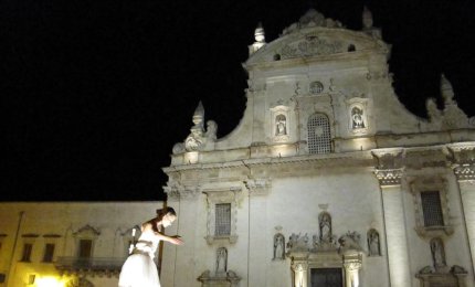 La Notte va incontro alla poesia ed è subito sogno