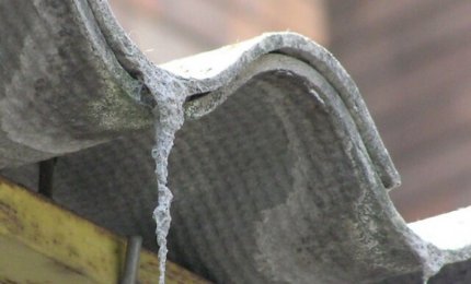 Cinquecento mila euro per rimuovere l'amianto