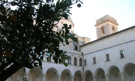 &quot;Alle ore 12 un minuto di silenzio&quot;