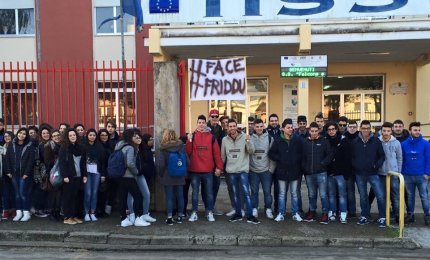 #facefriddu, aule gelate al "Falcone e Borsellino"