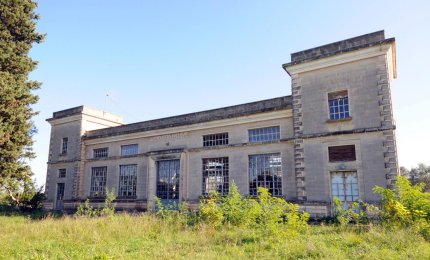 In bicicletta lungo la via dell'acquedotto