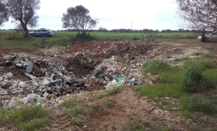 Sequestrata discarica abusiva e denunciato il proprietario del terreno