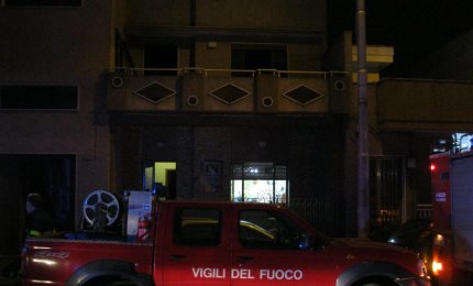 Al fuoco un appartamento, ricoverati i due inquilini
