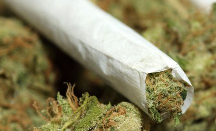 Marijuana davanti ad una scuola di Galatina, denunciato minorenne presunto spacciatore