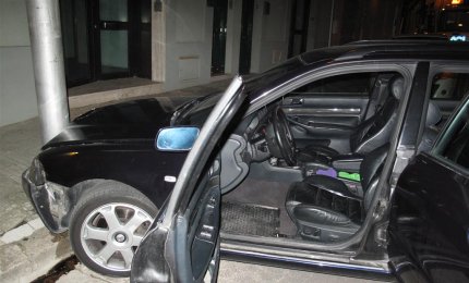 Audi nera super attrezzata per i furti con scasso