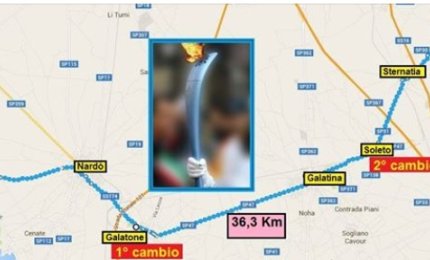 La fiaccola olimpica di passaggio a Galatina