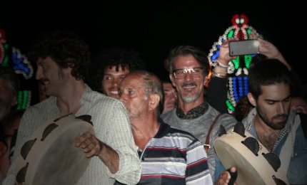 La Notte della Taranta, il successo di Lecce e il fuori festival di Torre Paduli