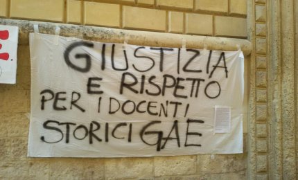 Trasferimento al Nord degli insegnanti, mobilitata la Provincia