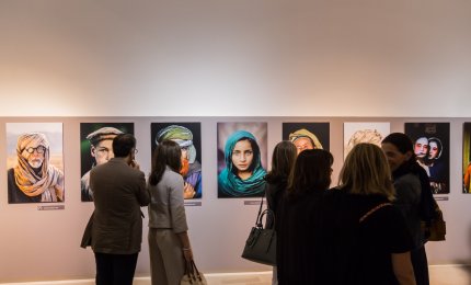 Foto di Steve McCurry, ultimi giorni della mostra nel Castello di Otranto