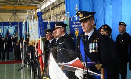 Il colonnello Cossu al comando del 10° Reparto Manutenzione Velivoli dell'Aeroporto di Galatina