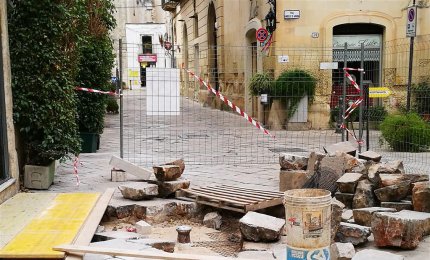 "Siamo contro la chiusura totale del centro"