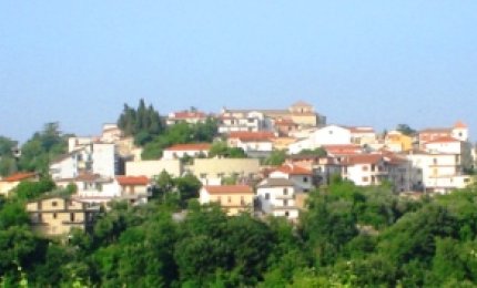 Di Original uploader was Istvánka at hu.wikipedia - Transferred from hu.wikipedia; transferred to Commons by User:Istvánka using CommonsHelper., CC BY-SA 3.0, https://commons.wikimedia.org/w/index.php?curid=4636517