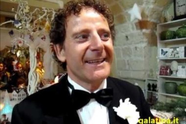 L'invito di Luis al White Christmas dei 20 anni