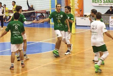 Showy Boys in vetta alla classifica
