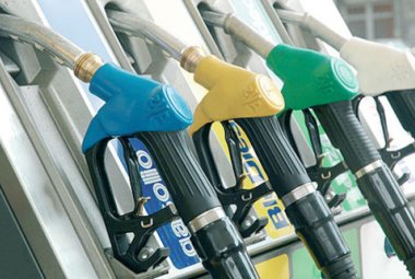 "Fermamente contrario all'aumento del prezzo della benzina in Puglia"