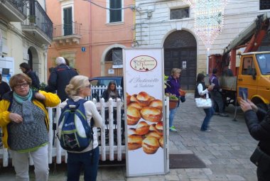 Venti tour operators provenienti da tutto il mondo stregati da Galatina e dal pasticciotto