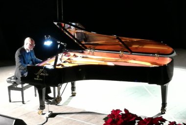Applausi e consensi per un virtuoso Dario D'Ignazio
