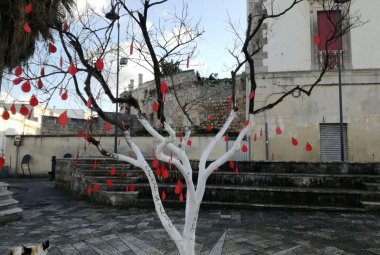 “Dall’Albero di Aleppo all’Albero della vita – Pratiche di pace”