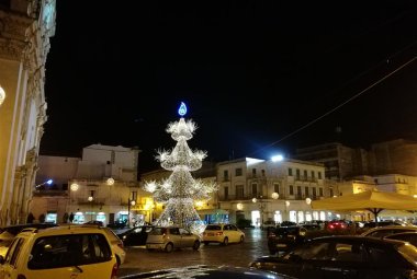 "Bloccati in casa durante le manifestazioni"