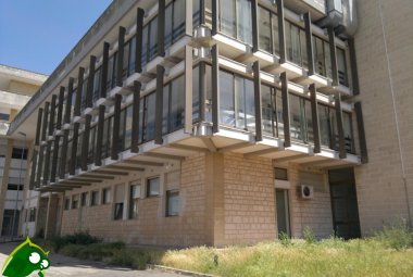 Uomo senza vita nel bagno, tragedia nel Reparto di Psichiatria