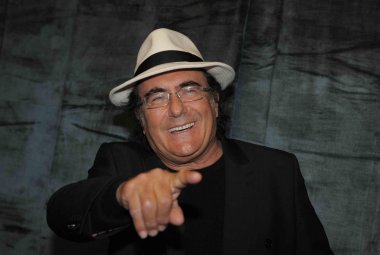 Albano Carrisi è ricoverato al Fazzi e sta meglio