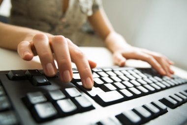 Gli strumenti online influenzano il dibattito democratico