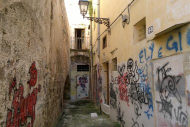"Dobbiamo confidare in qualche anima cazzuta a cui stia davvero a cuore questa bistrattata città"