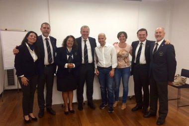 Antonio Tramacere è il primo sommelier non vedente d'Italia